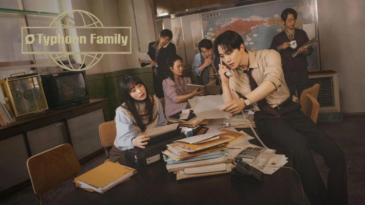 مسلسل Typhoon Family الحلقة 13 الثالثة عشر مترجمة